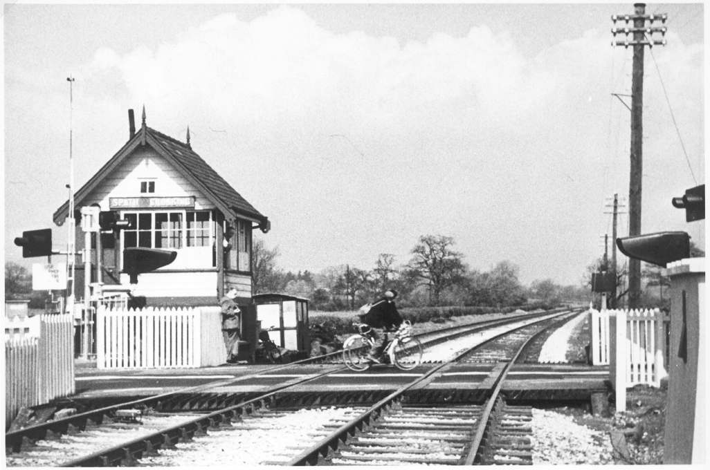 Spath Signal Box after modernisation
looking in the Down direction towards Rocester